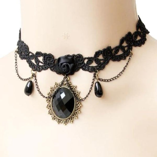 Necklace - Victorian Lace Emilia